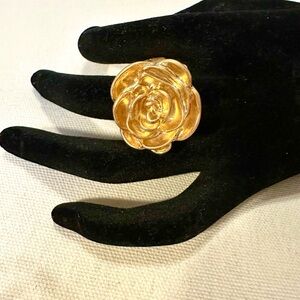 Statement Flower Ring size 8